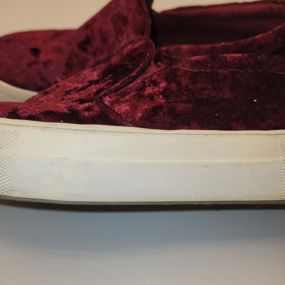 Steve Madden Velvet Slip On Size 8.5 - Picture 3 of 6
